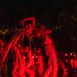 kitapoleng-performance-art-linggih-panghayu-gumi-05